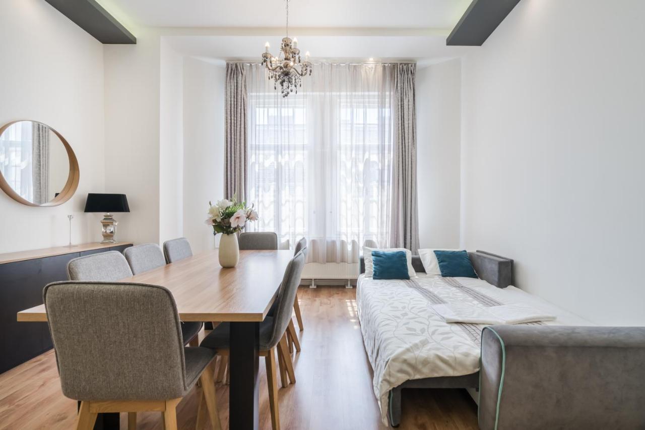 Real Apartments Zichy Budapest Exterior photo